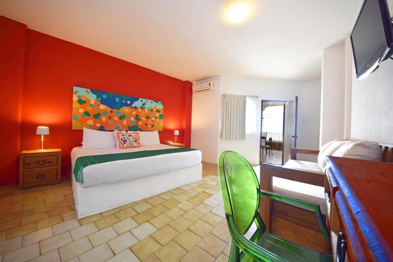 Emperador Vallarta Beachfront Hotel&Suites Puerto Vallarta Exterior foto