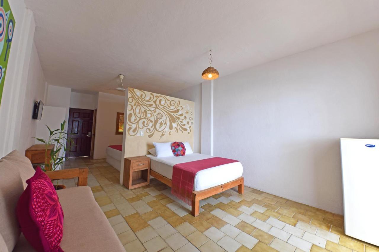 Emperador Vallarta Beachfront Hotel&Suites Puerto Vallarta Exterior foto