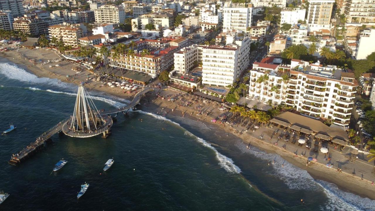 Emperador Vallarta Beachfront Hotel&Suites Puerto Vallarta Exterior foto